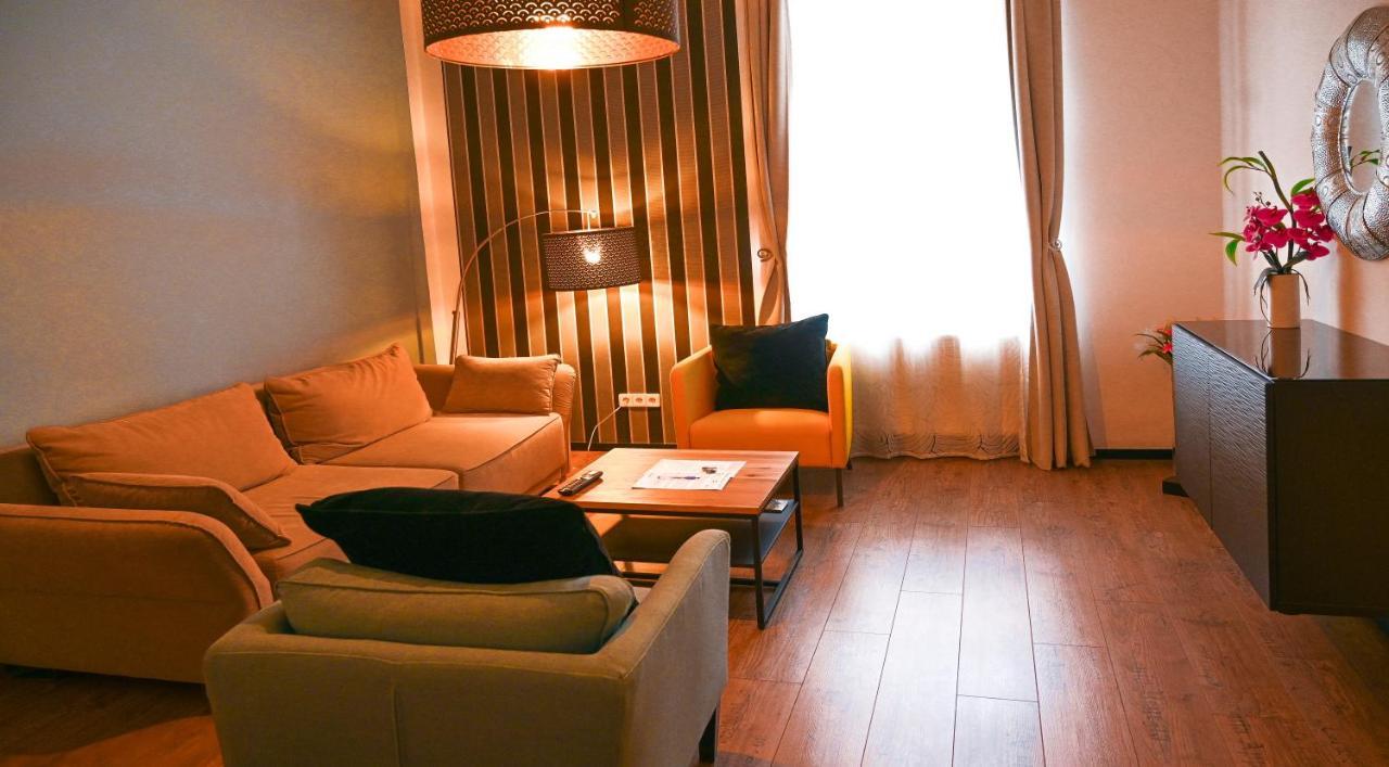Highlight Apartment Hofburg Wina Bagian luar foto