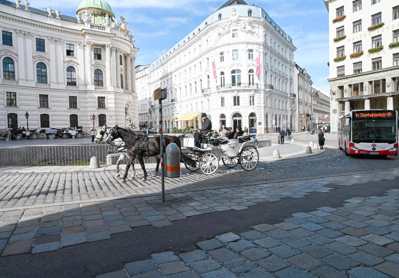 Highlight Apartment Hofburg Wina Bagian luar foto